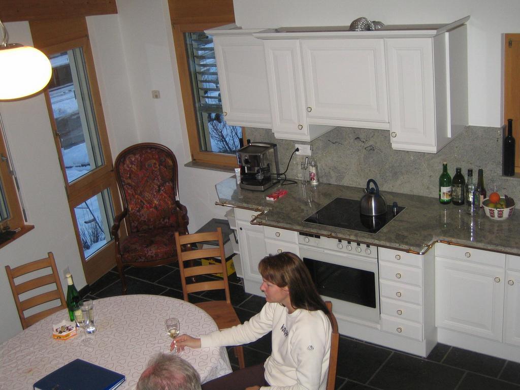 Appartamento Senda 517 C Scuol Esterno foto